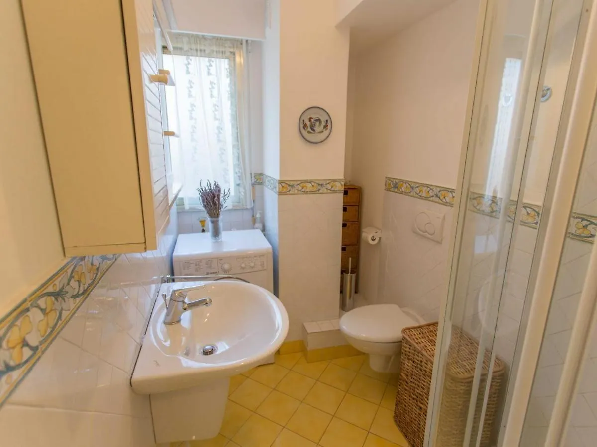 Charmant 2P Avec Terrasse, Proche Des Plages Et Du Centre De Menton - Fr-1-196-160 Apartment